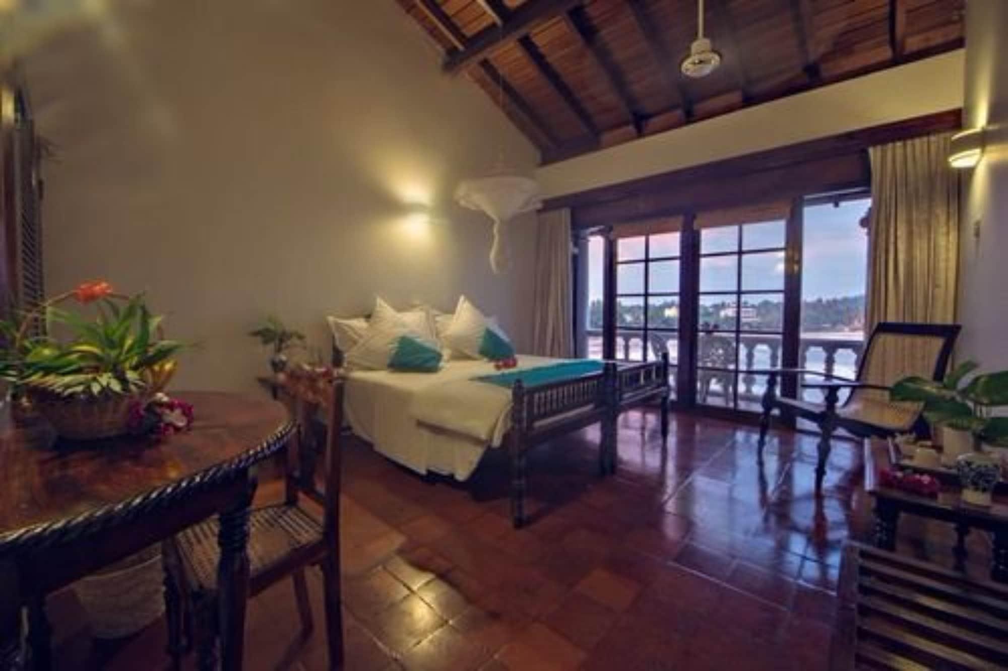 Closenberg Hotel Galle Esterno foto